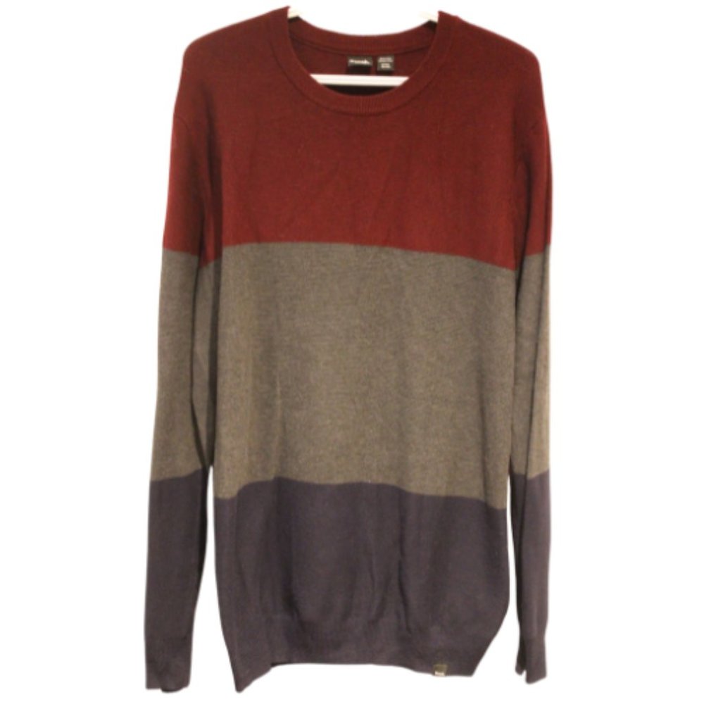 2/$40 🏷 Mens Bench Sweater Size XXL